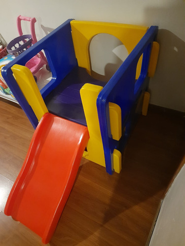 Playground Infantil Com Escorregador