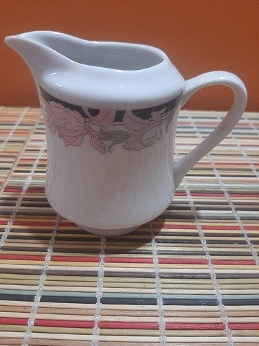 Lechera Vintage De Porcelana Art 777