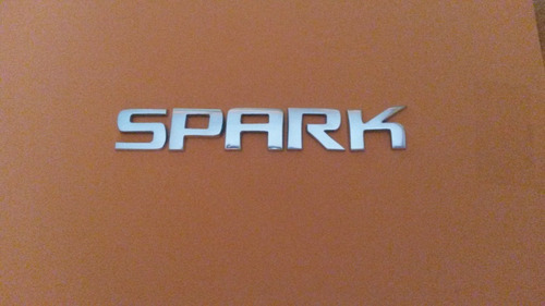 Emblema Spark Chevrolet  En Metal  Pulido Foto 4