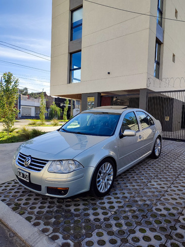 Volkswagen Bora Highline 1.8t  