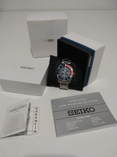 Reloj Seiko 5 Sports Automático Hombre Acero Azul Oscuro