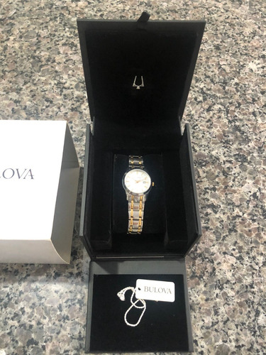 Relógio Bulova 98m122 Prata E Dourado