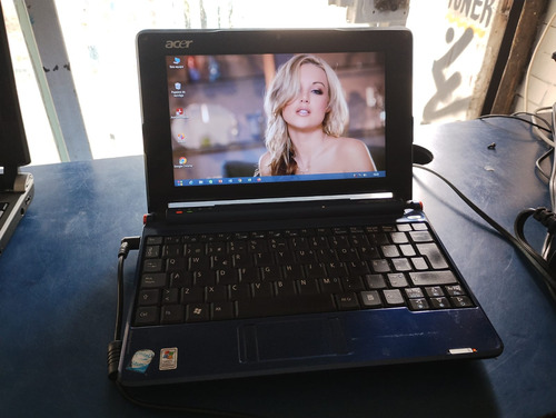 Acer Aspire One Mini Laptop Zg5 