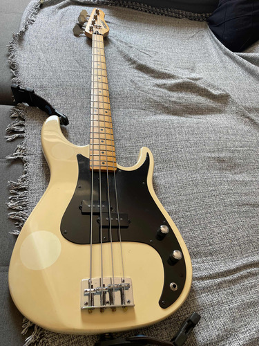 Contrabaixo Peavey Fury P-bass Usa 4 Cordas