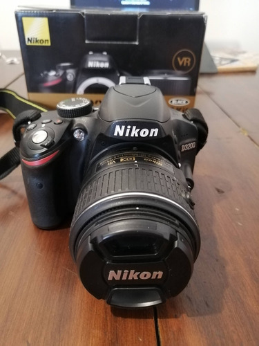  Nikon Kit D3200 + Lente 18-55mm Vr Dslr Color  Negro 
