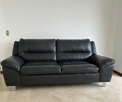 Sofa De Cuero, Con Patas En Acero Inoxidable, Marca Tugó