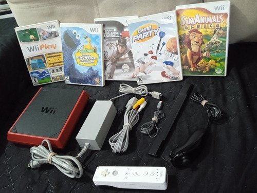 Nintendo Wii Mini + 5 Juegos Originales