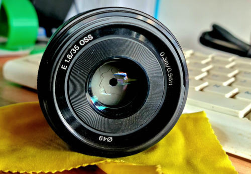 Lente Sony E 35 Mm F/1.8 Oss - Sel35f18 Impecable 