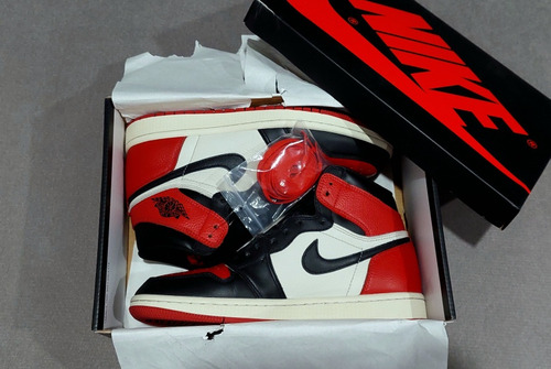 Jordan 1 Retro High Bred Toe