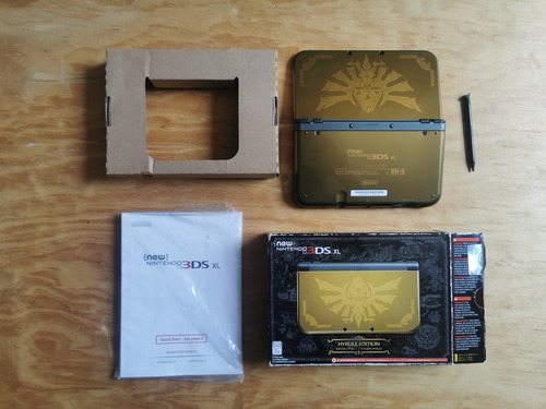 New Nintendo 3ds Xl Hyrule Edition Con Caja Y En Buen Estado