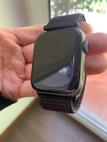 Apple Watch Series 5 Con Correa (requiere Pantalla Nueva)