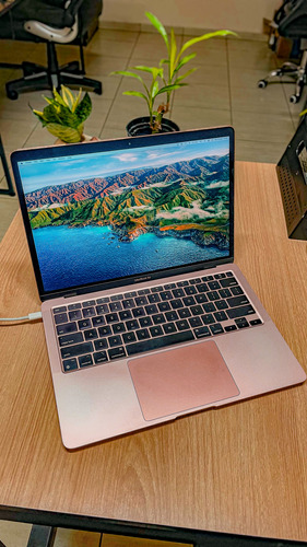 Macbook Air M1 8gb/256 Ssd - Gold