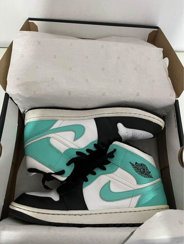 Tenis Nike Jordan 1 Tropical Twist 