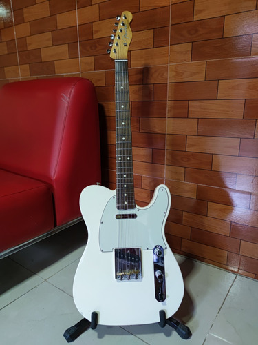 Guitarra Eléctrica Fender Telecaster Classic 60 