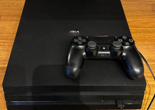 Sony Playstation 4 Pro 1tb Standard Cor  Preto Onyx