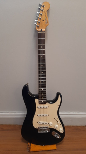 Guitarra Fender Stratocaster Mexico 