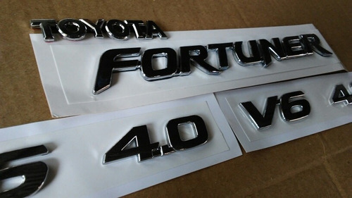 Kit Emblema Toyota Fortuner V6 4.0 Juego 6piezas Foto 3