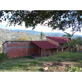 Finca Rural-13770m2 Con Casa De 125m2. Muy Cerca Del Casco Urbano De Choachí (900m).