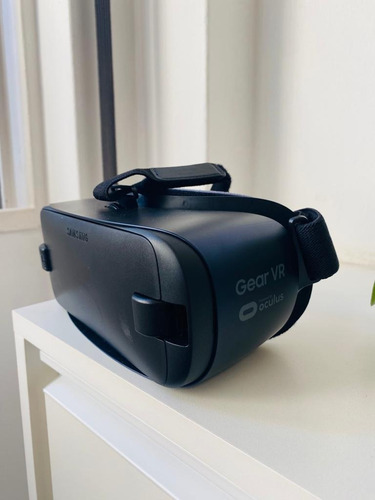 Samsung Gear Vr // Powered By Oculus