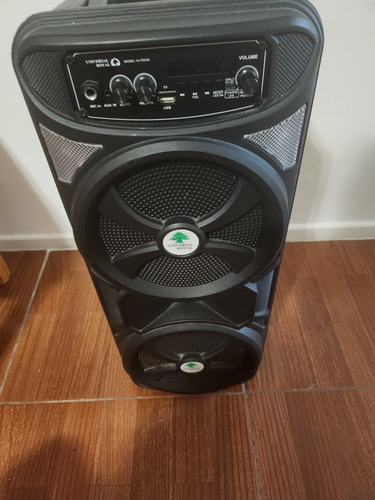 Torre De Sonido, Marca Royal, Usado, Perfecto Estado.