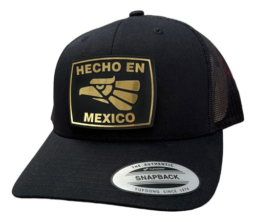 Gorra Hecho En México Placa Gold Trucker Yupoong