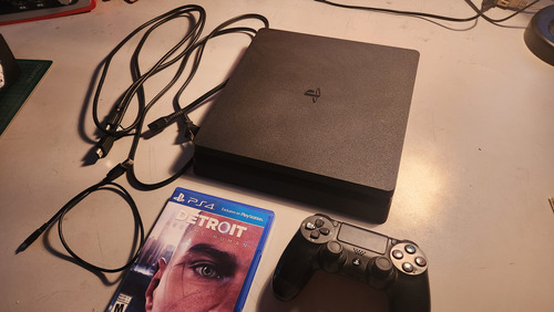 Sony Playstation 4 Slim