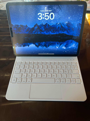 iPad Pro 11 ( Tercera Generación ) Con Teclado Incluido