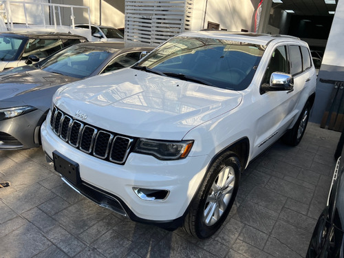 Jeep Grand Cherokee Limited V8 2017