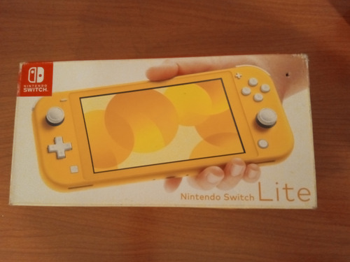 Nintendo Switch Lite (incluye Funda Y Cargador)