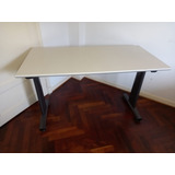 Mesa De Oficina 1.20 X 0.60 Patas De Metal Usada