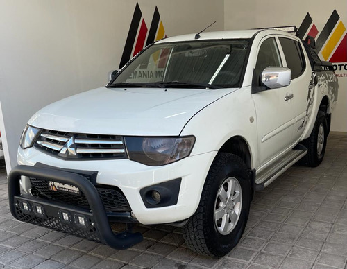 Mitsubishi L200 2015