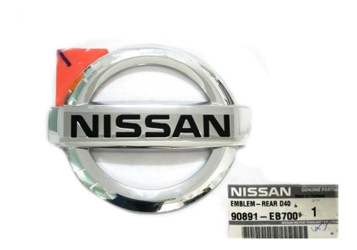 Emblema Logo Posterior Nissan Navara Original Foto 3