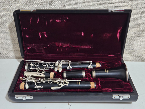 Clarinete Yamaha Ycl 35 Ébano/prata Japão Usado Ref: 269