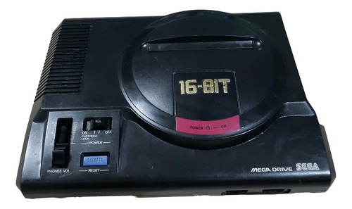 Mega Drive Japonês Só O Aparelho Sem Nada E Funcionando. Exceto A Cor Que Ficou Em Preto E Branco!