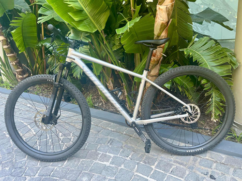 Specialized Rockhopper Expert, 2023 Como Nueva, Muy Poco Uso