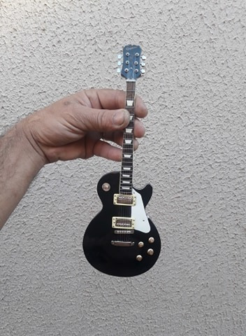 Miniatura Guitarra EpiPhone Les Paul Standard, 12x S/ Juros