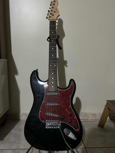 Guitarra Elétrica Giannini Stratocaster