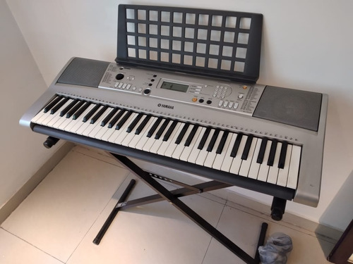 Teclado Yamaha Psr E313