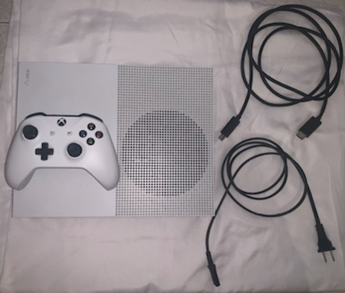 Microsoft Xbox One S 500gb Standard Color  Blanco