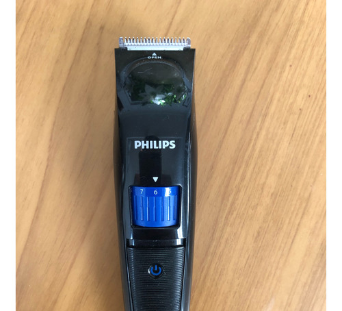 Aparador De Barba Philips Qt4000/16 Bateria Recarregável