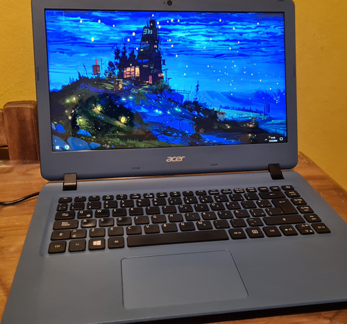 Notebook Acer   - 12g Ram -  920mx -  I57200u - 500g Ssd -  