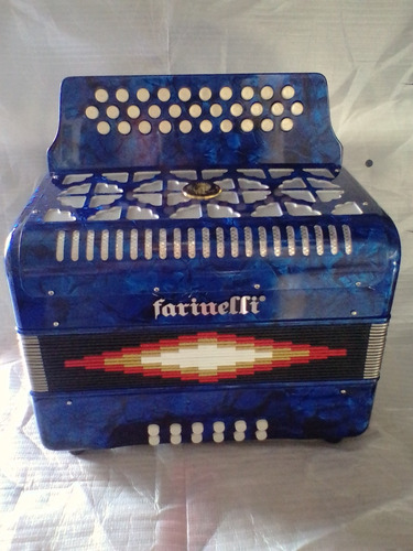 Acordeon 31 Botones 12 Bajos Azul Tono Fa Farinelli 3012faa 