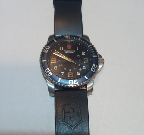 Reloj Victorinox Swiss Army Hombre Roto