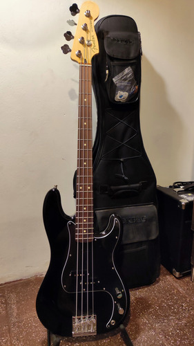 Bajo Fender Precision Bass Mim [player Plus 2019]