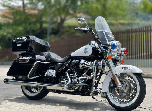 Harley Davidson Road King Police 2015