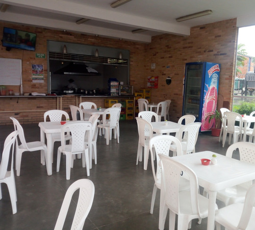 Venta De Restaurante En El Barrio Recodo De Fontibón