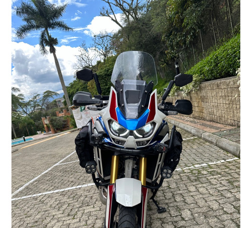 Honda Africa Twin Adventure Sports D2