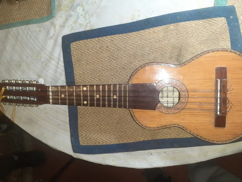 Charango Tatu Profesional 