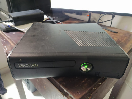 Vendo Xbox360 Slim