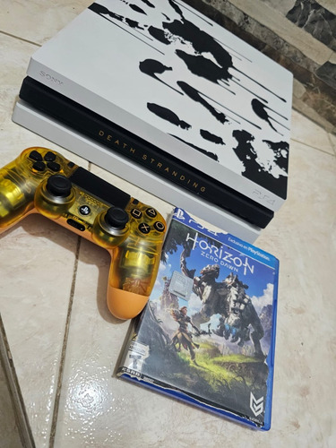 Play 4 Pro Edición Especial 4k Con 1 Control Y 1 Juego